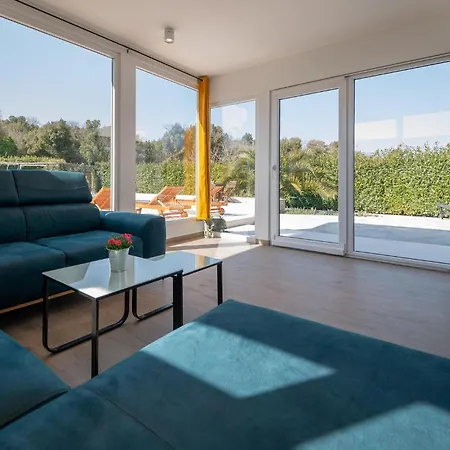 Holiday home Cozy In *